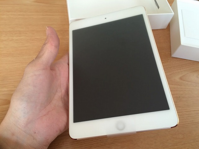 とうとうiPad mini4 SIMフリーの64GBが届いたので早速開封してみた