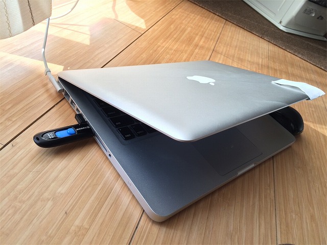 今使っているMacBookの買い替えどきを考えてみた。次にはSIMスロットルが欲しい