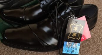 ビジネスシューズは本革がいい！合皮と本革での耐久性とコストについて