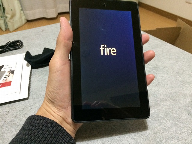 車で子供にアニメを見せるならこれだ！Fireタブレットが最高の件