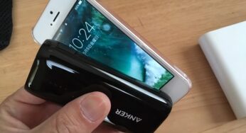 欲しいのはコンパクトのモバイルバッテリー！軽くてお手軽なものはこれで決まり