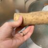 【ライフハック】長芋の皮を簡単に手を汚さずに剥く方法